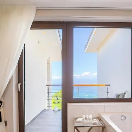 Luxury For Rent In Villa